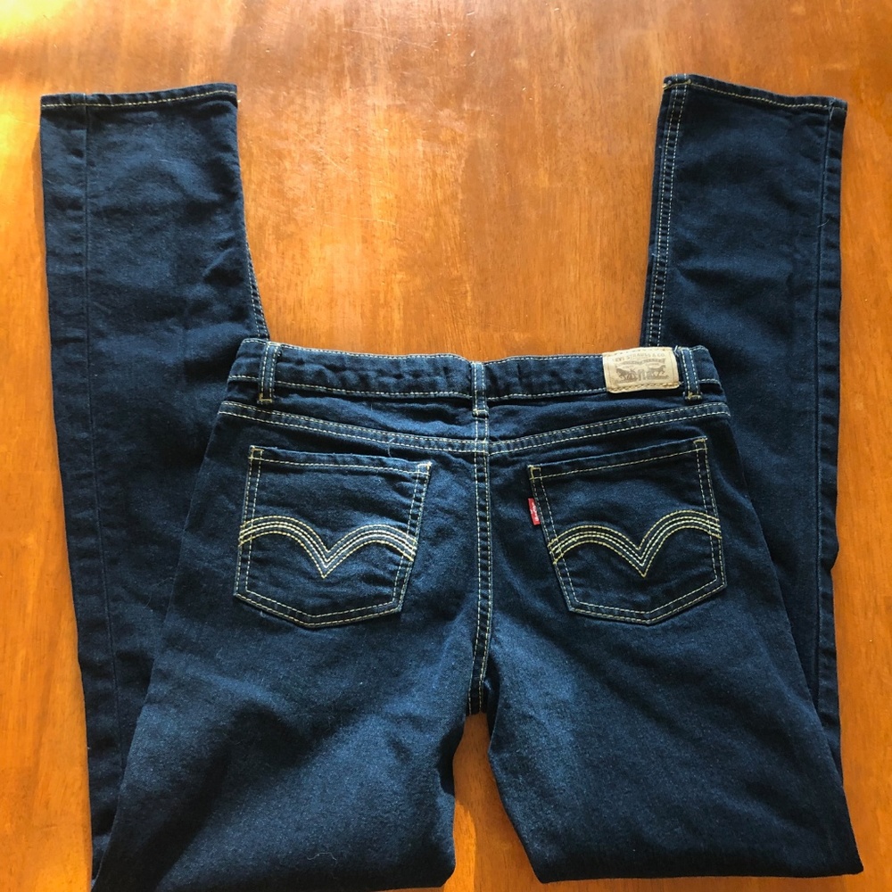 LEVI JEANS